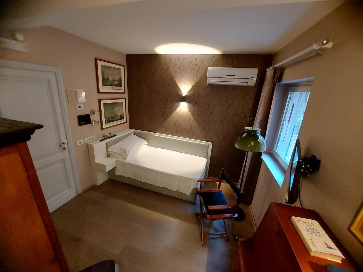 New! Bellissimo Palazzofranchi Pantheon Apartment Roma Exterior foto